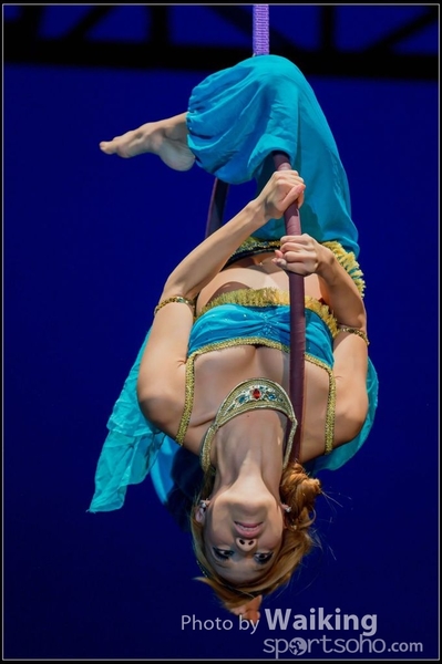 2015-11-19 Aerial Dance 0325