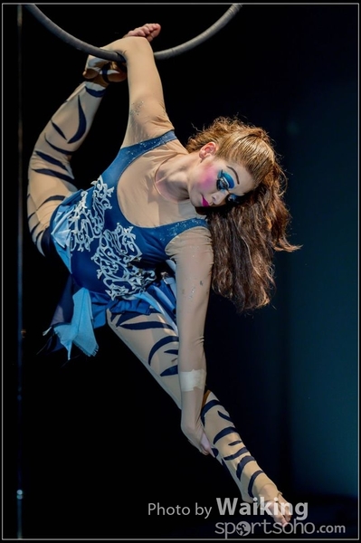 2015-11-19 Aerial Dance 0430