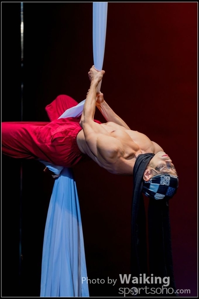 2015-11-19 Aerial Dance 0692
