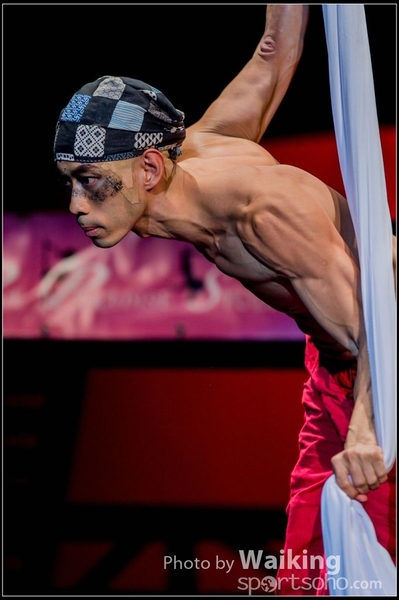 2015-11-19 Aerial Dance 0701
