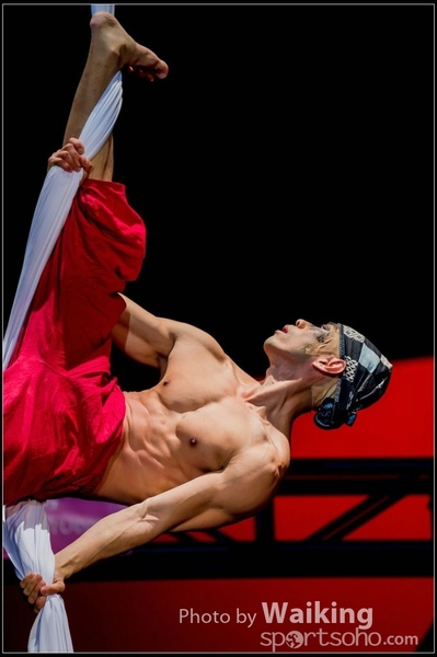 2015-11-19 Aerial Dance 0702