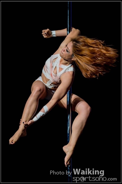 2015-11-19 Aerial Dance 0804