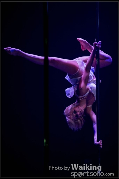 2015-11-27 Pole Dance 0133