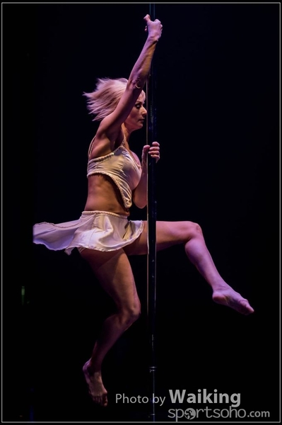 2015-11-27 Pole Dance 0134