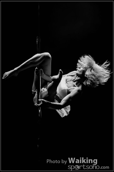 2015-11-27 Pole Dance 0135