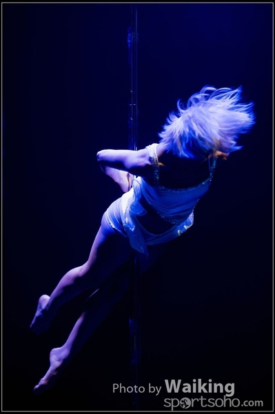 2015-11-27 Pole Dance 0136