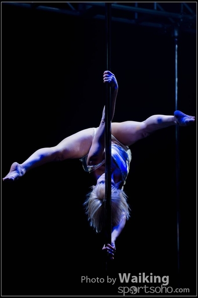 2015-11-27 Pole Dance 0142