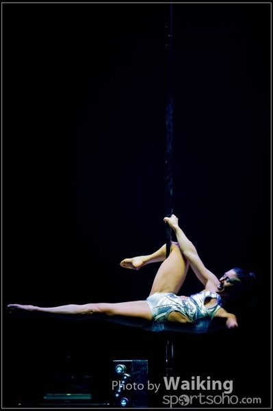 2015-11-27 Pole Dance 0169