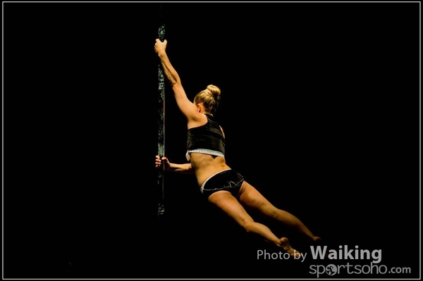 2015-11-27 Pole Dance 0179