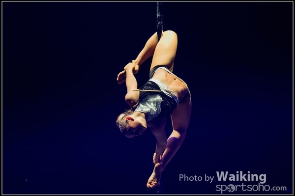 2015-11-27 Pole Dance 0191