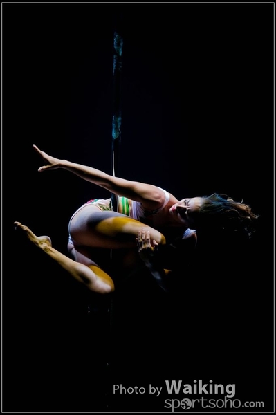 2015-11-27 Pole Dance 0221