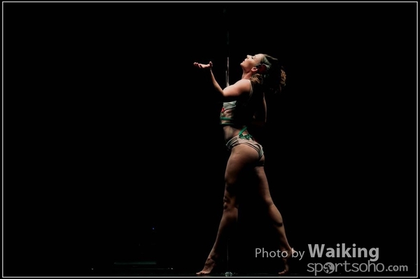 2015-11-27 Pole Dance 0233