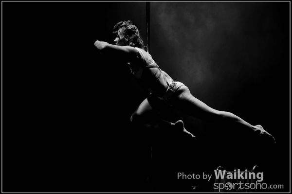 2015-11-27 Pole Dance 0235