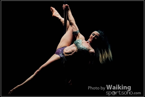 2015-11-27 Pole Dance 0246