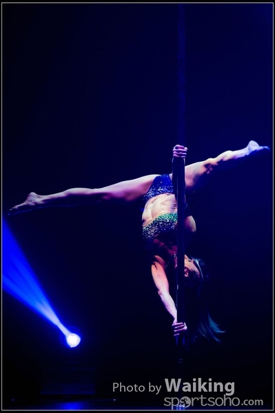 2015-11-27 Pole Dance 0250