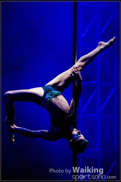 2015-11-27 Pole Dance 0310