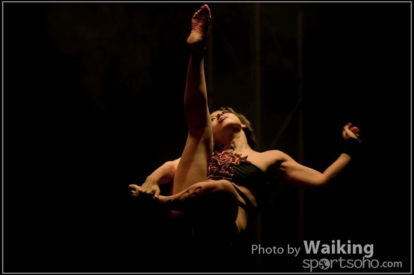 2015-11-27 Pole Dance 0316