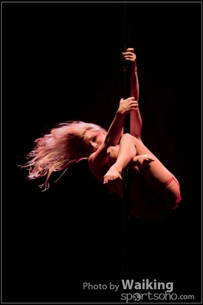 2015-11-27 Pole Dance 0344