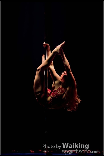 2015-11-27 Pole Dance 0352