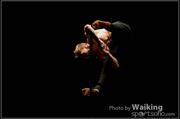 2015-11-27 Pole Dance 0356