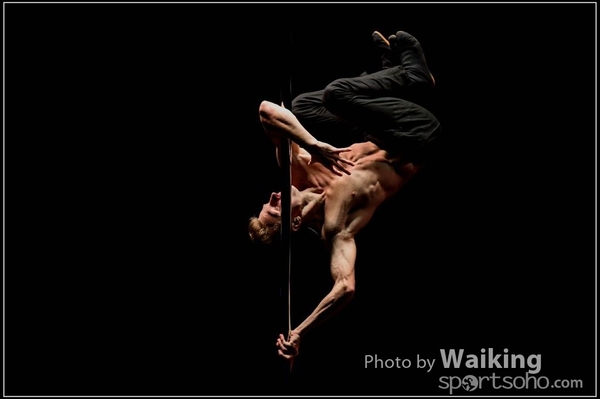 2015-11-27 Pole Dance 0357