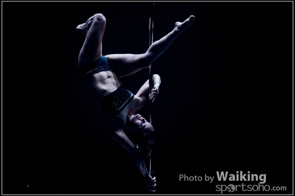 2015-11-27 Pole Dance 0364