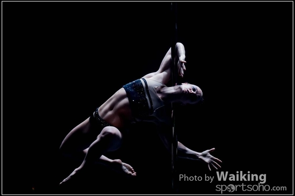 2015-11-27 Pole Dance 0366