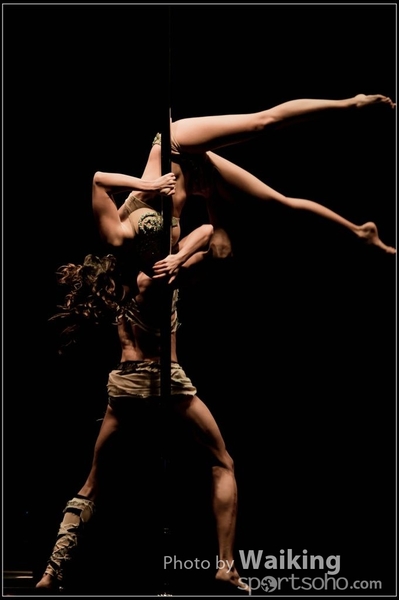 2015-11-27 Pole Dance 0418