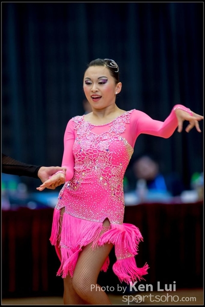 20151120Dance200