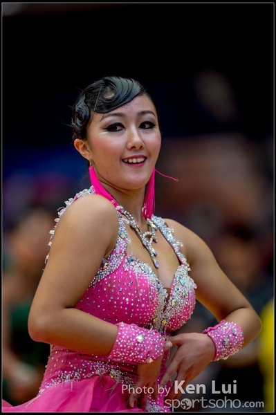 20151120Dance381