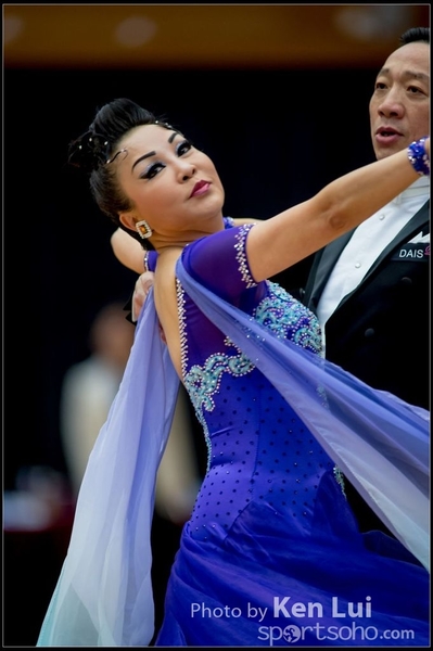 20151120Dance460