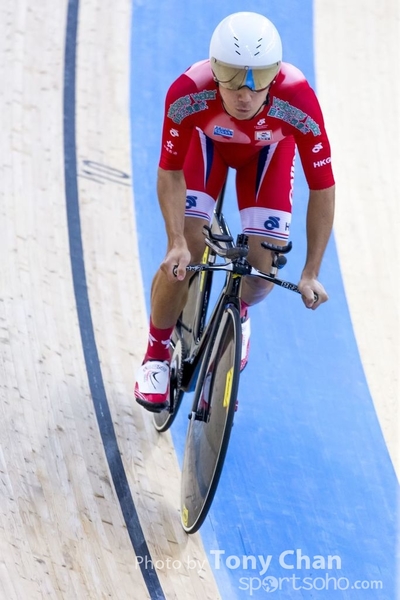 Cycling-A085