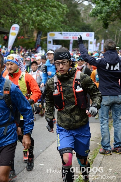 HK100 (91)