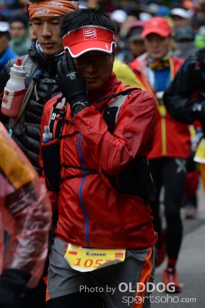 HK100 (111)