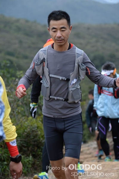 HK100 (741)
