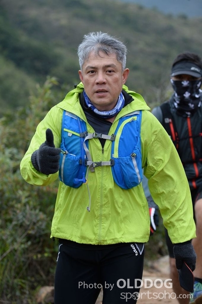 HK100 (744)
