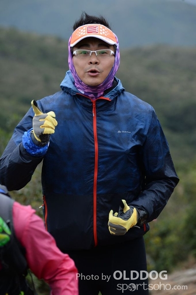 HK100 (755)