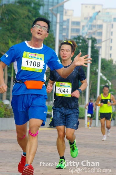 SG200043