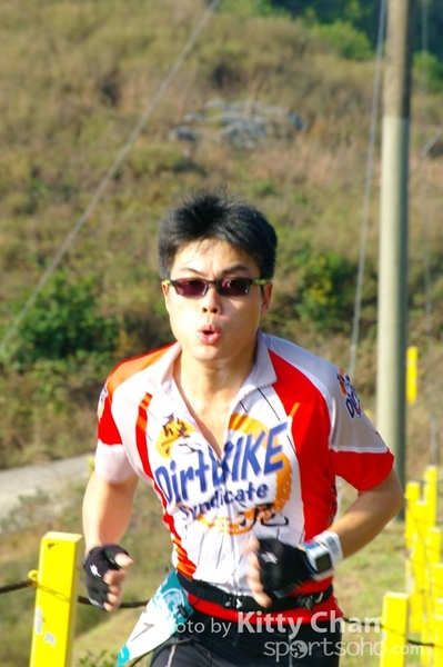 SG202189