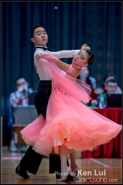 2016028Dance 2033