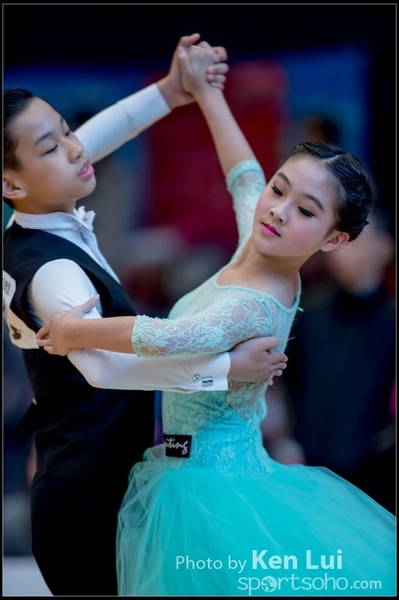 2016028Dance 2045