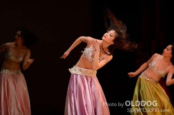 Belly Dance (218)