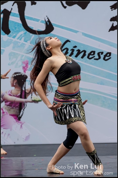 102Folk Dance