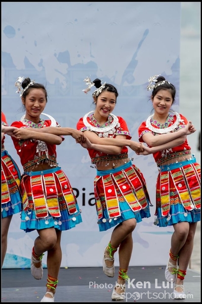 136Folk Dance