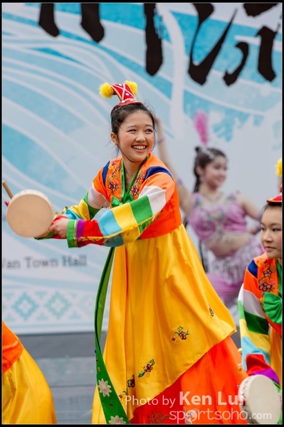 165Folk Dance