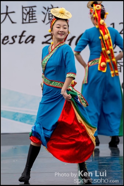 485Folk Dance