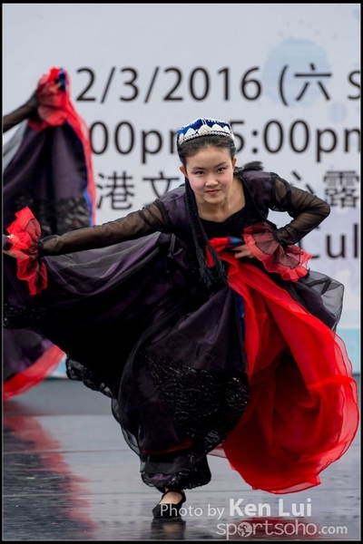 489Folk Dance
