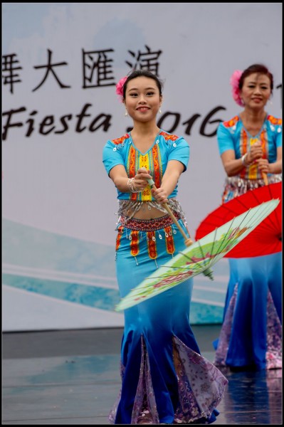 527Folk Dance
