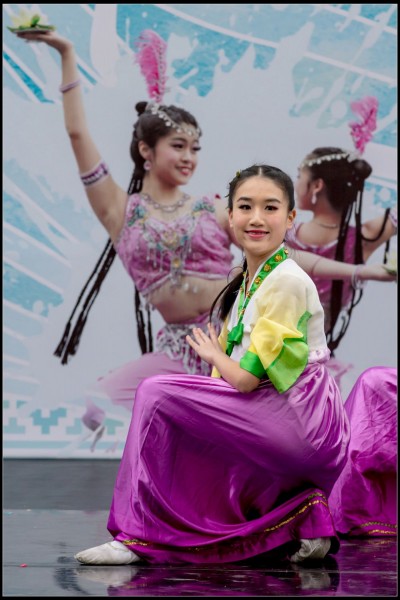 589Folk Dance