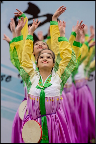 594Folk Dance